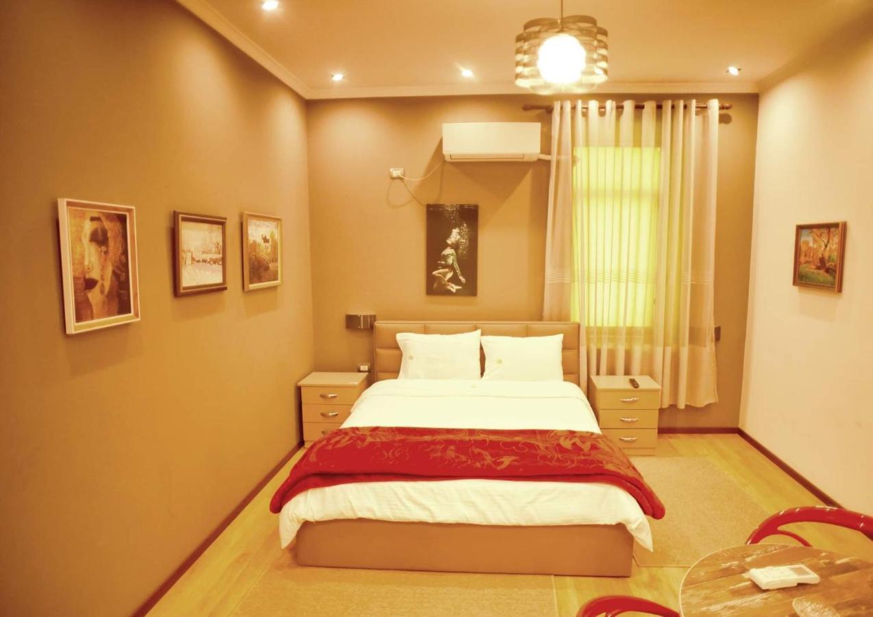 Hotel Bujtina Bicolli คอร์เชอ ภายนอก รูปภาพ